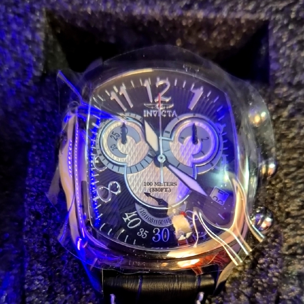 Invicta Disney 24525 Mickey Mouse Limited Edition 43.5 mm – Swiss Quartz